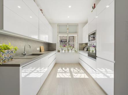 Prodej bytu, 4+kk, 111 m²