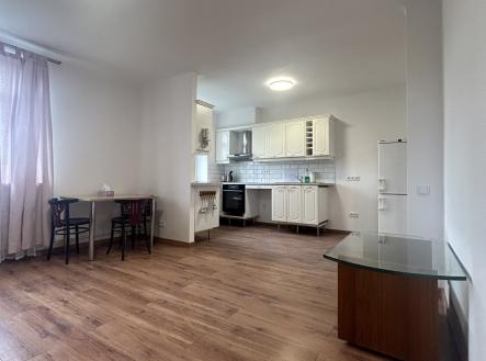 Pronájem bytu, 2+kk, 65 m²