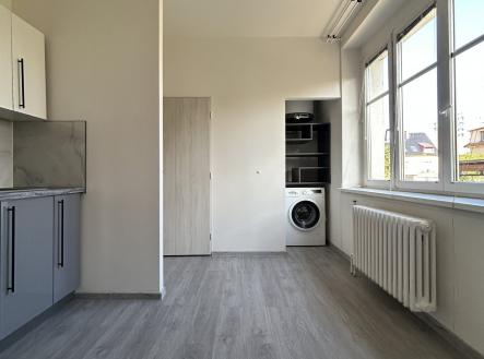 Pronájem bytu, 1+1, 34 m²