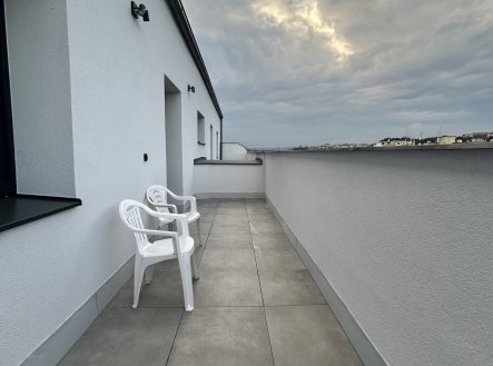 Pronájem bytu, 2+kk, 55 m²
