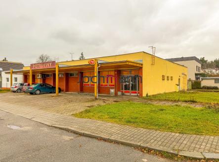 Prodej obchodní prostor, 450 m²