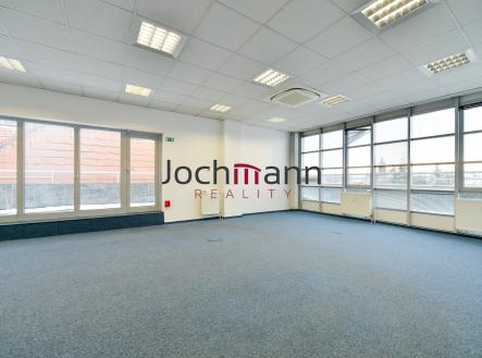 Pronájem kanceláře, 124 m²