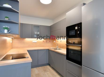 Pronájem bytu, 3+kk, 83 m²