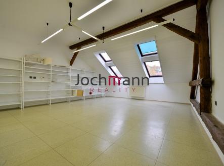 Pronájem kanceláře, 63 m²