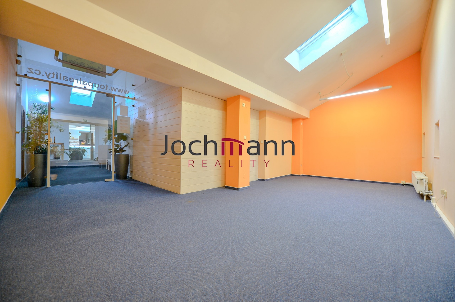 B162279D-EA82-4073-A1E8-2975B71F8AFC