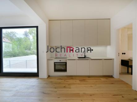 Pronájem bytu, 1+kk, 38 m²