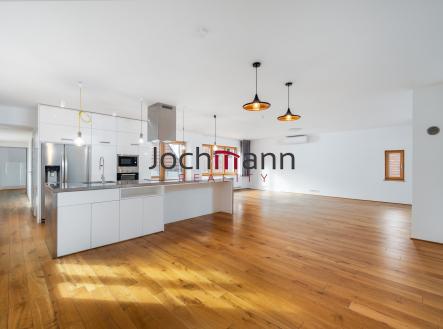 Prodej obchodní prostor, 746 m²