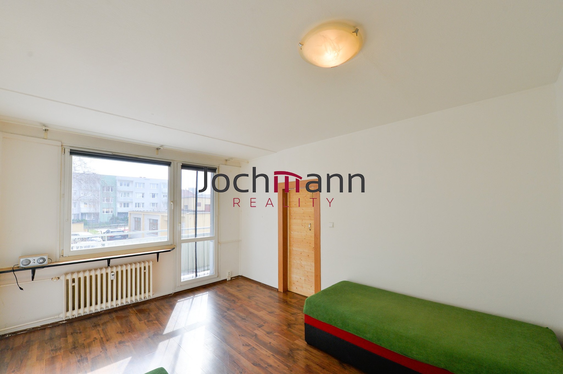 6BA591DA-8798-4264-B72B-1966909688EC