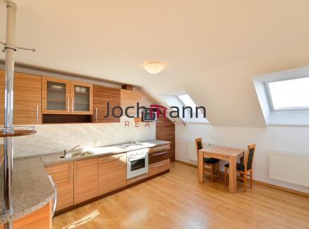 Pronájem bytu, 1+kk, 40 m²