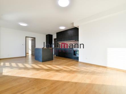 Pronájem bytu, 4+kk, 82 m²