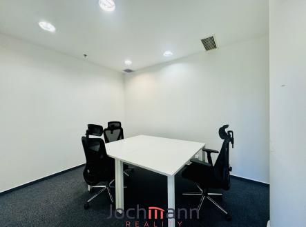 Pronájem kanceláře, 100 m²