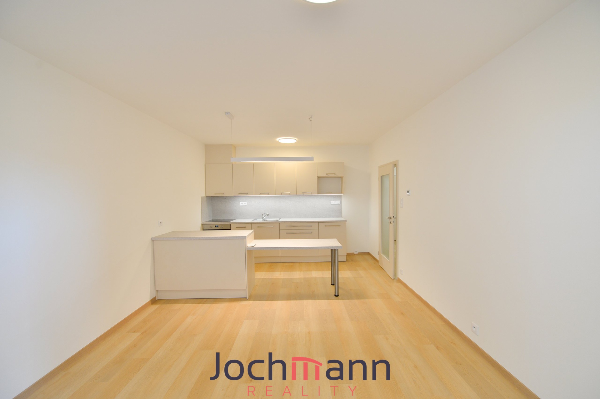 F2C93DEF-E864-4B88-9051-4B8C96100EF1