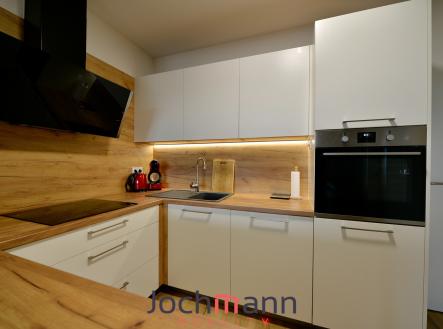 Pronájem bytu, 3+kk, 94 m²