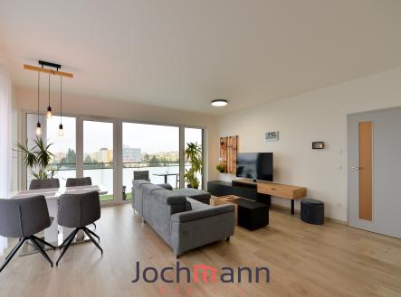 Pronájem bytu, 3+kk, 83 m²