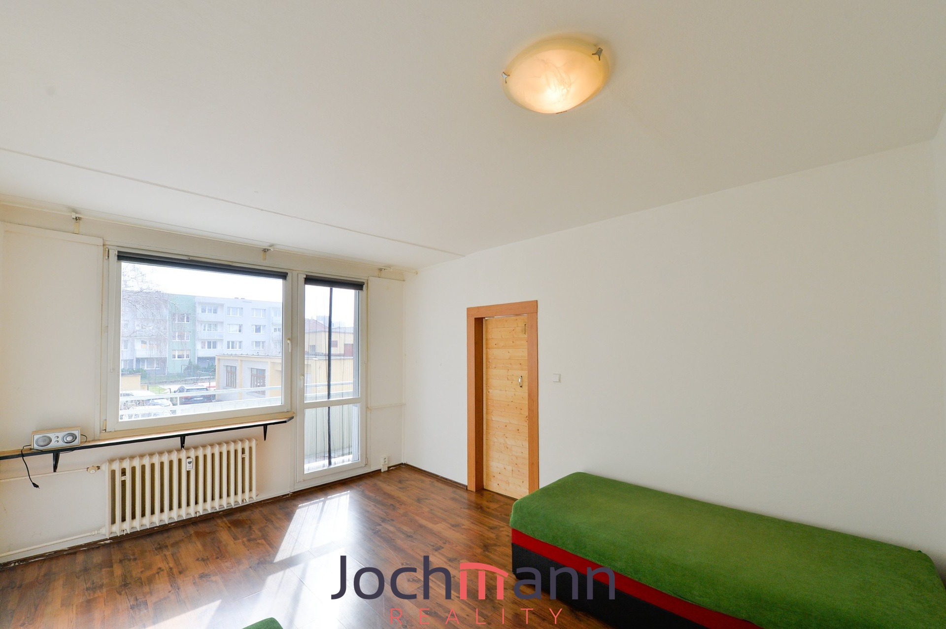 6BA591DA-8798-4264-B72B-1966909688EC