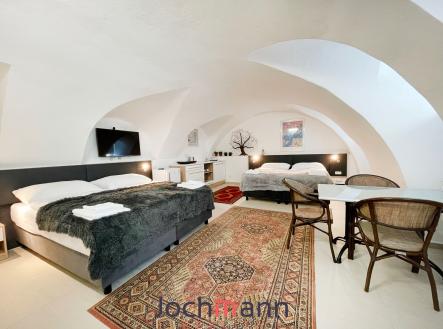 Prodej bytu, 1+kk, 63 m²