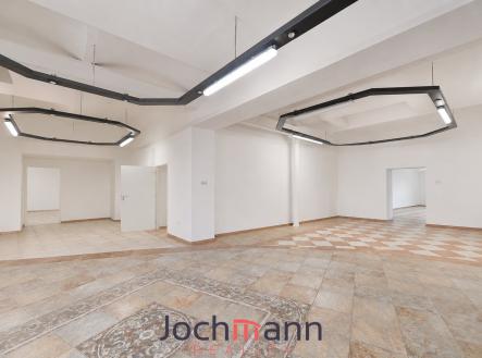 Pronájem obchodní prostory, 358 m²
