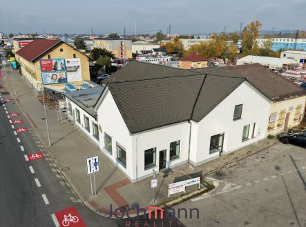 Pronájem obchodní prostory, 501 m²