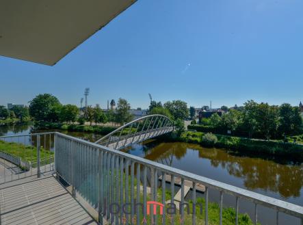 Pronájem bytu, 4+kk, 94 m²