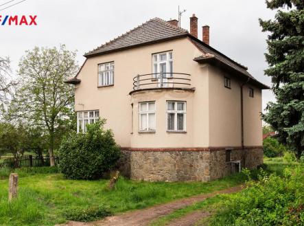 Prodej - dům/vila, 319 m²