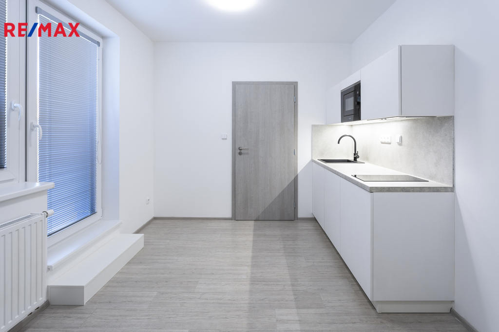 Byt 1kk, 27 m2 + terasa, Židenice, Vančurova, Brno