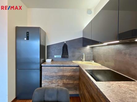 Pronájem bytu, 2+kk, 57 m²