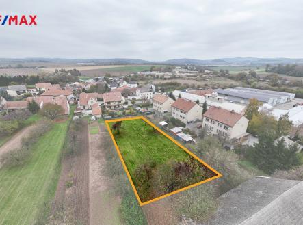 Prodej pozemku pro bydlení, 1 058 m²