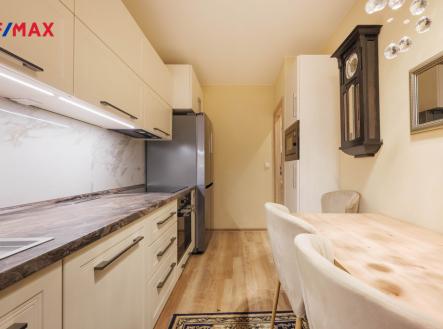 Prodej bytu, 3+1, 69 m²