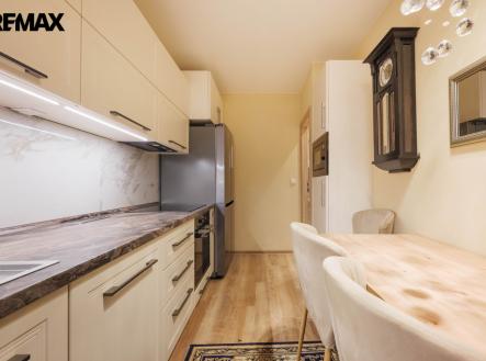 Prodej bytu, 3+1, 69 m²