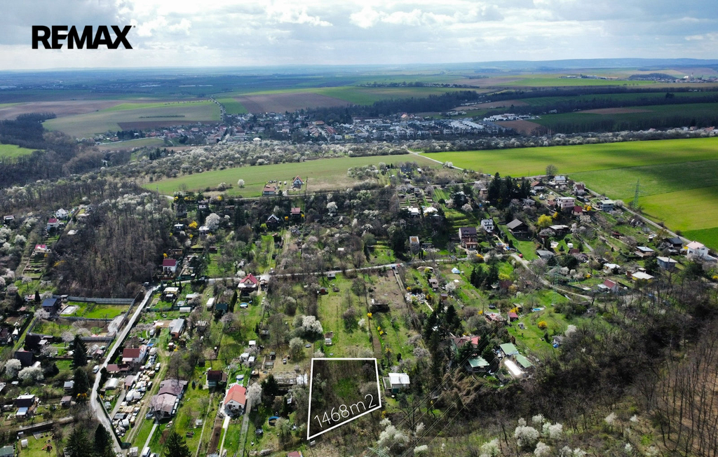 Stavební pozemek Želešice.