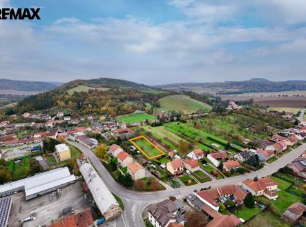 Prodej pozemku pro bydlení, 1 058 m²