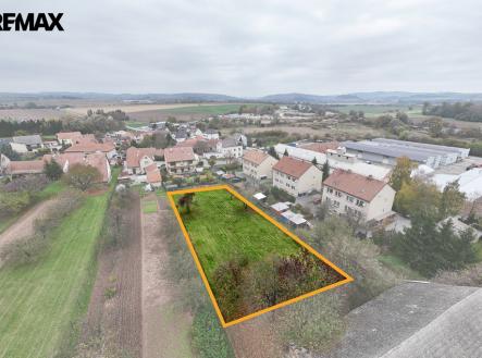 Prodej pozemku pro bydlení, 1 058 m²