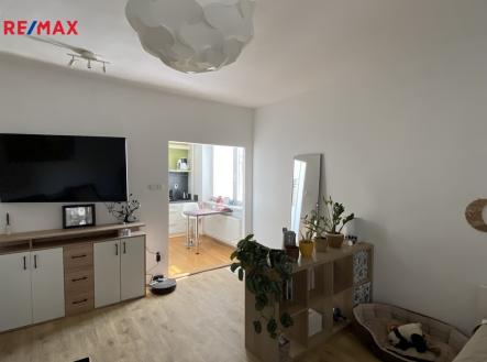 Pronájem bytu, 1+kk, 39 m²