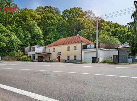 Prodej obchodní prostor, 394 m²