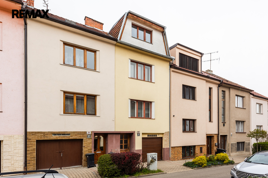 Rodinný dům s garáží, 4+1, 192 m2, Dudíkova, Řečkovice, Brno