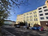 Pronájem bytu, atypický, 85 m²