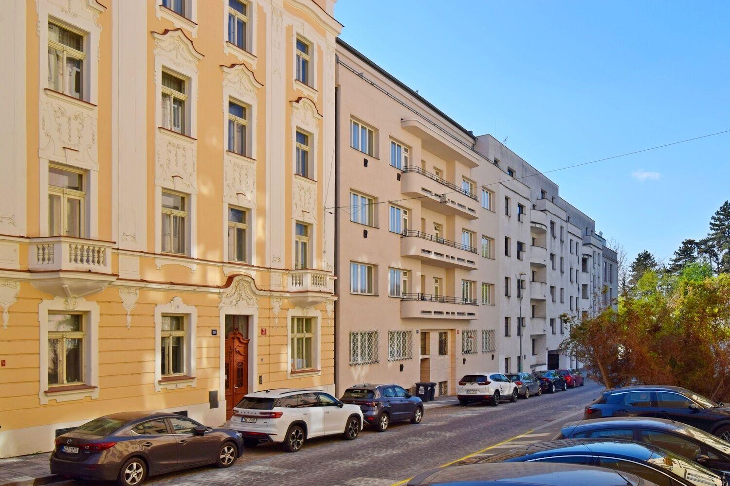 Hezký 2+kk, 48 m2 u parku Grébovka, Praha 10 - Vršovice