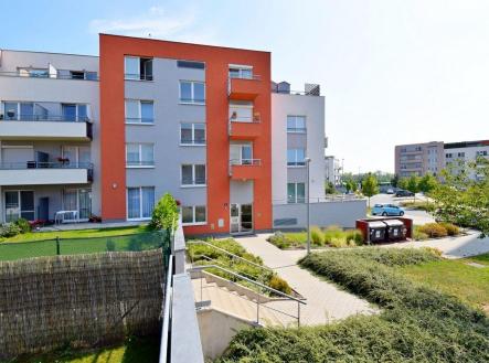 Pronájem bytu, 1+kk, 30 m² obrázek