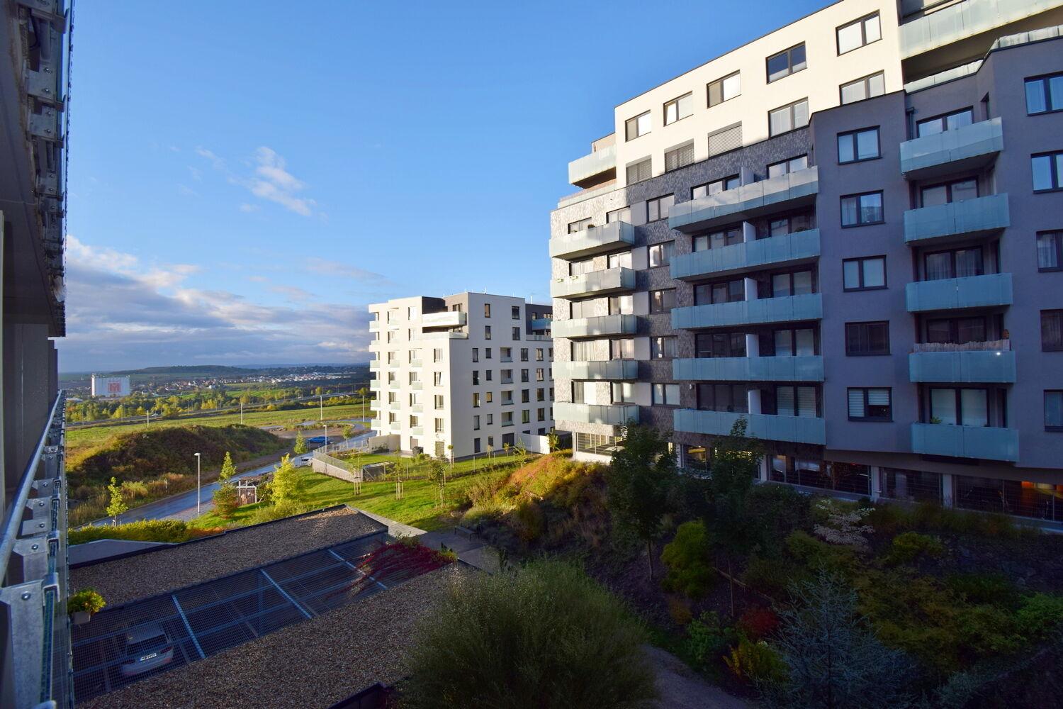 Krásný 2+kk s balkonem 58 m2 u metra Stodůlky, Praha 5