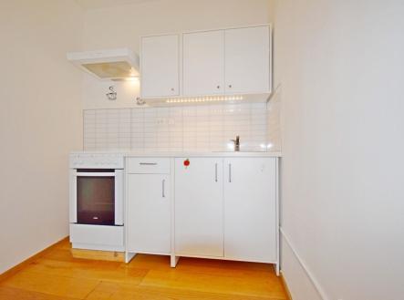 Pronájem bytu, 1+kk, 32 m²