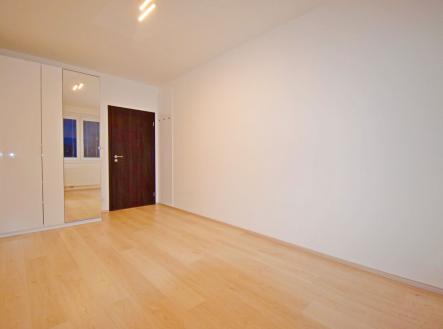 Pronájem bytu, 2+kk, 57 m²