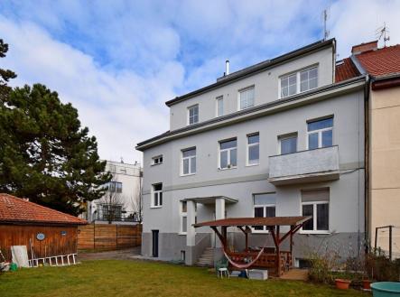 Pronájem bytu, 1+kk, 30 m² obrázek