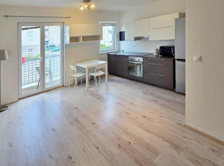 Pronájem bytu, 1+kk, 32 m²