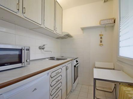 Pronájem bytu, 1+kk, 29 m²