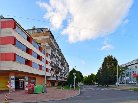 Pronájem bytu, 1+kk, 41 m² obrázek