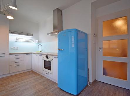 Pronájem bytu, 1+kk, 33 m²