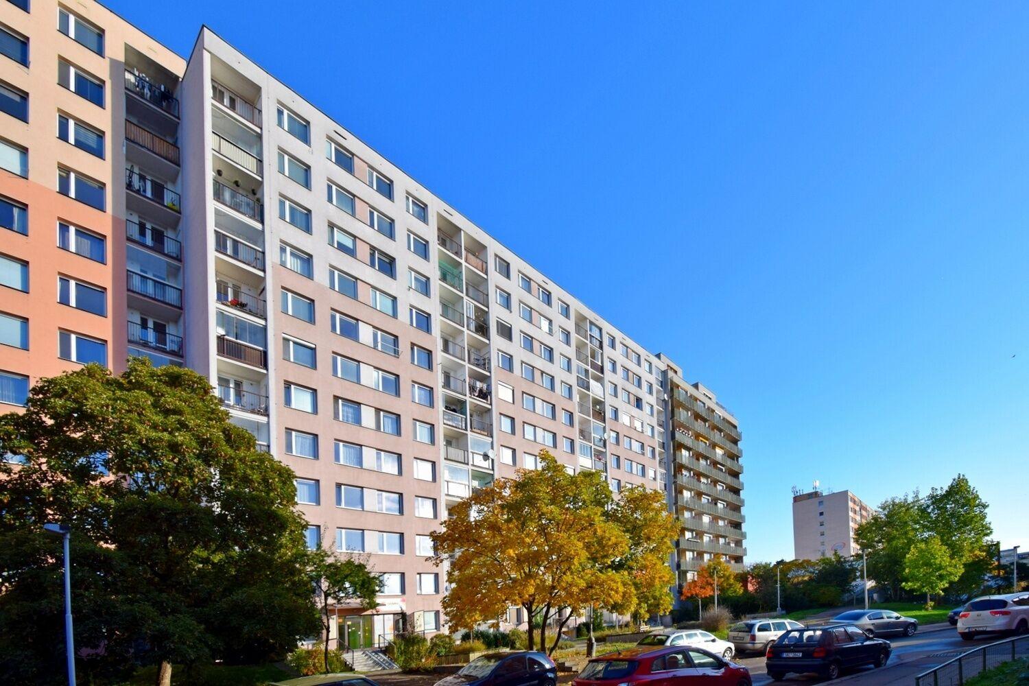 Útulný 2+kk 42 m2, u metra Háje, Praha 4