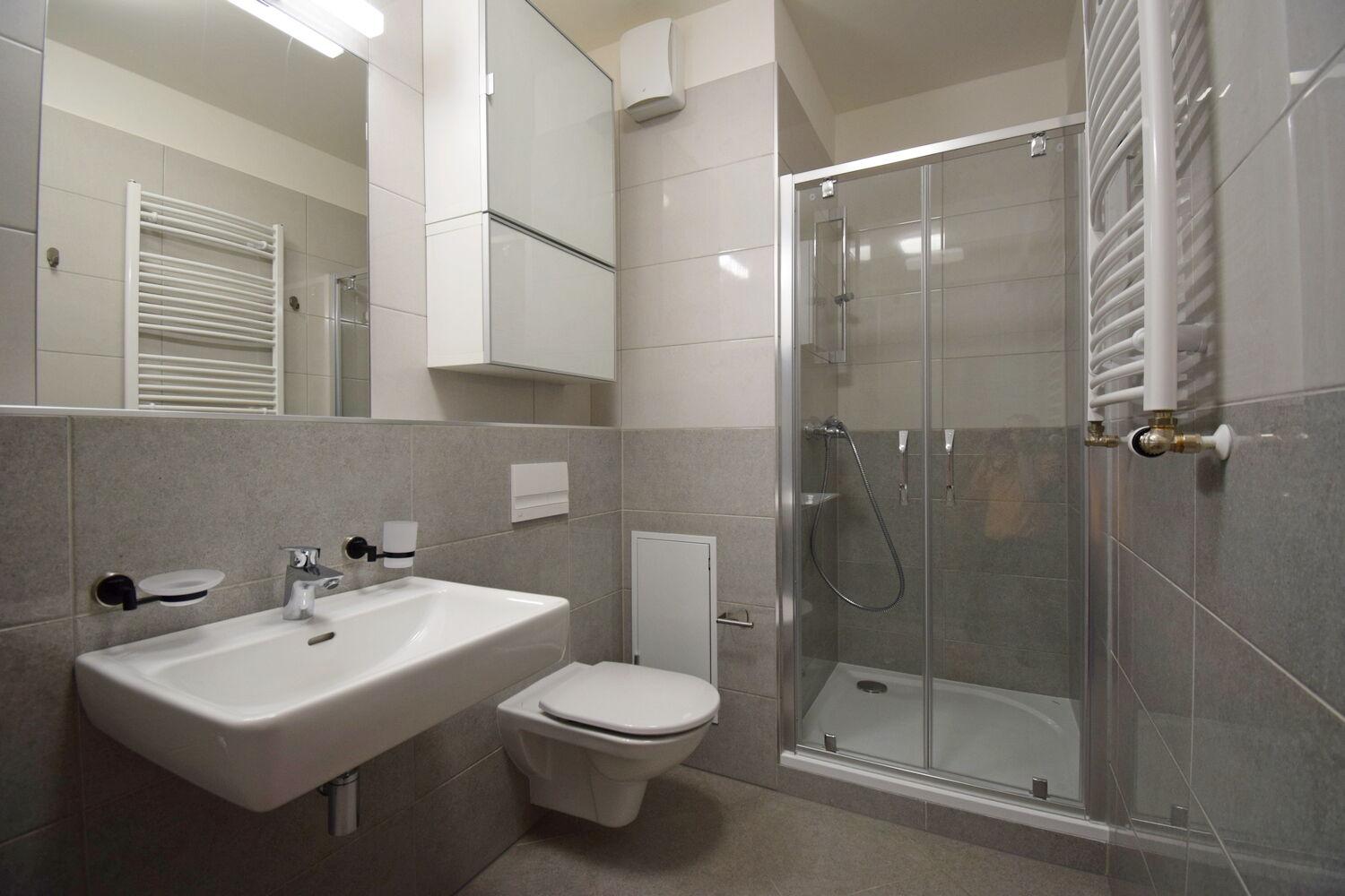 Moderní 1+kk s terasou, 44 m2 v novostavbě u metra Stodůlky, Praha 5