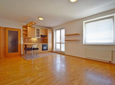 Pronájem bytu, 1+kk, 34 m²