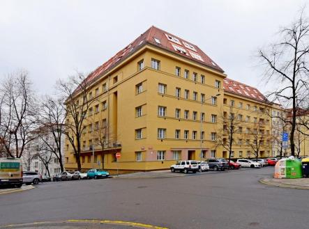 Pronájem bytu, 2+kk, 63 m²